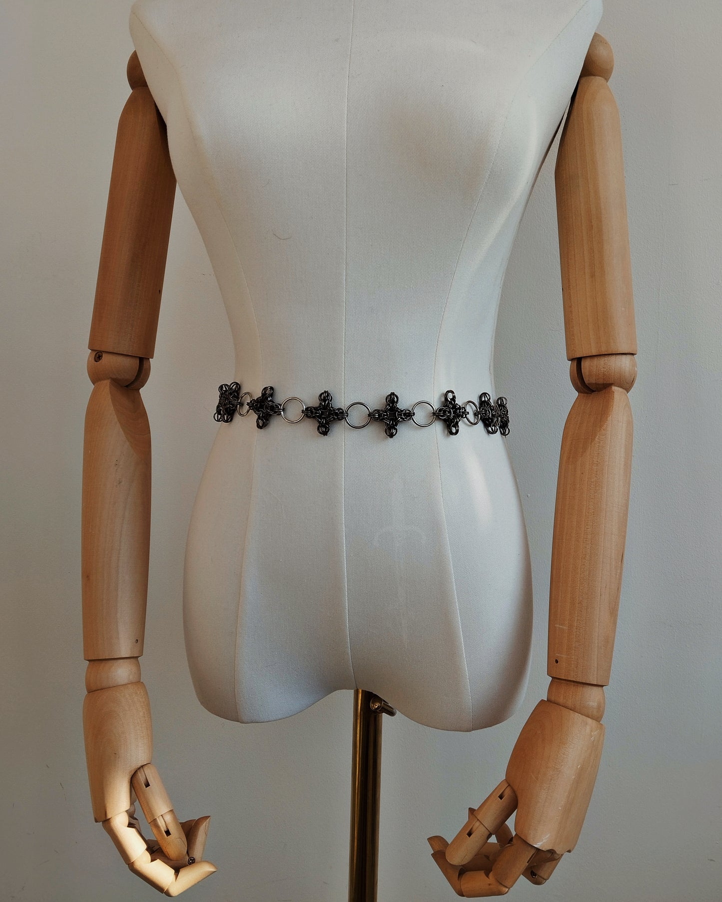 The Ayla Cross Pendant Chainmail Belt in Gun Metal Black