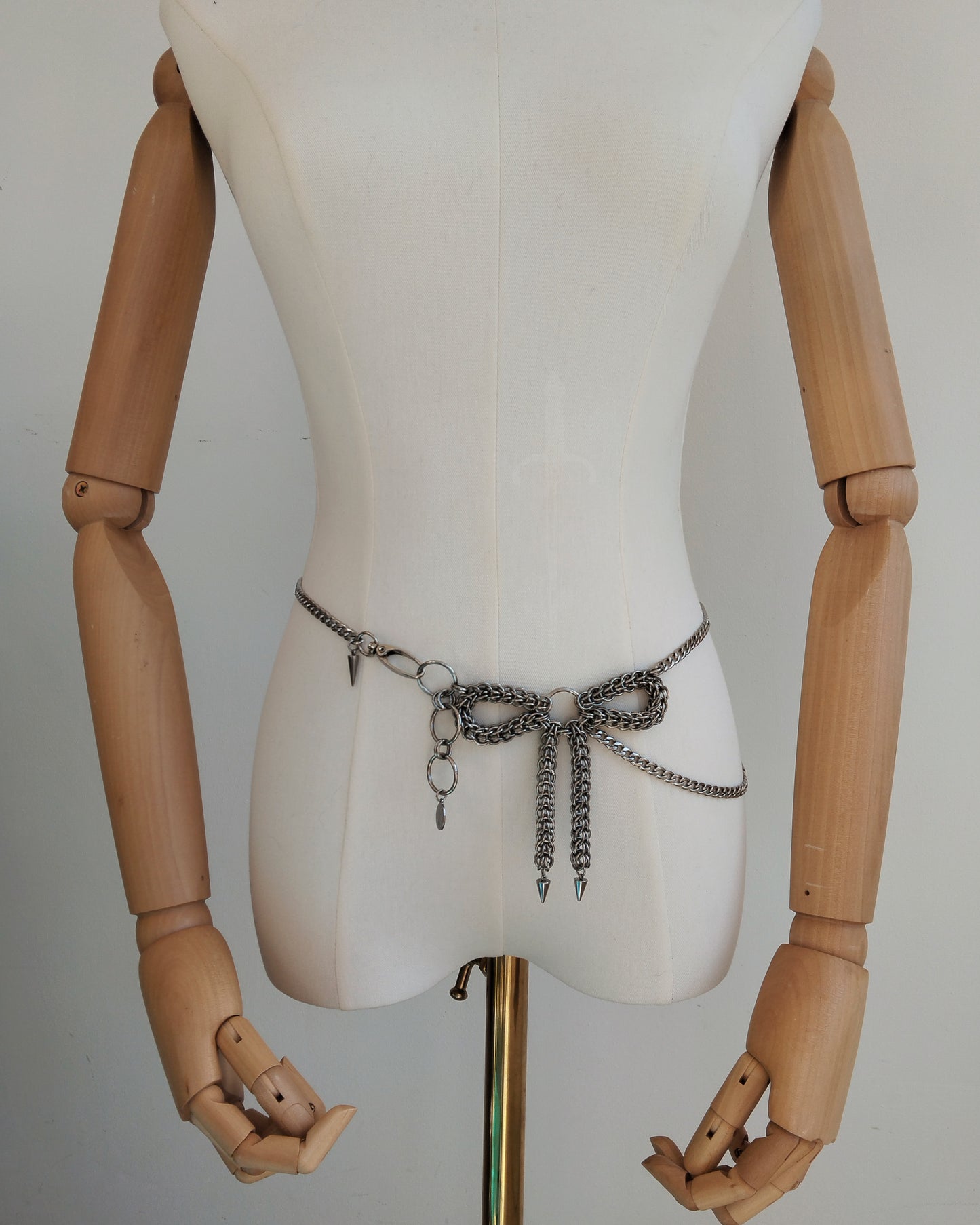 The Asymmetrical Bow Chainmail Belt Chain in Stainless Steel