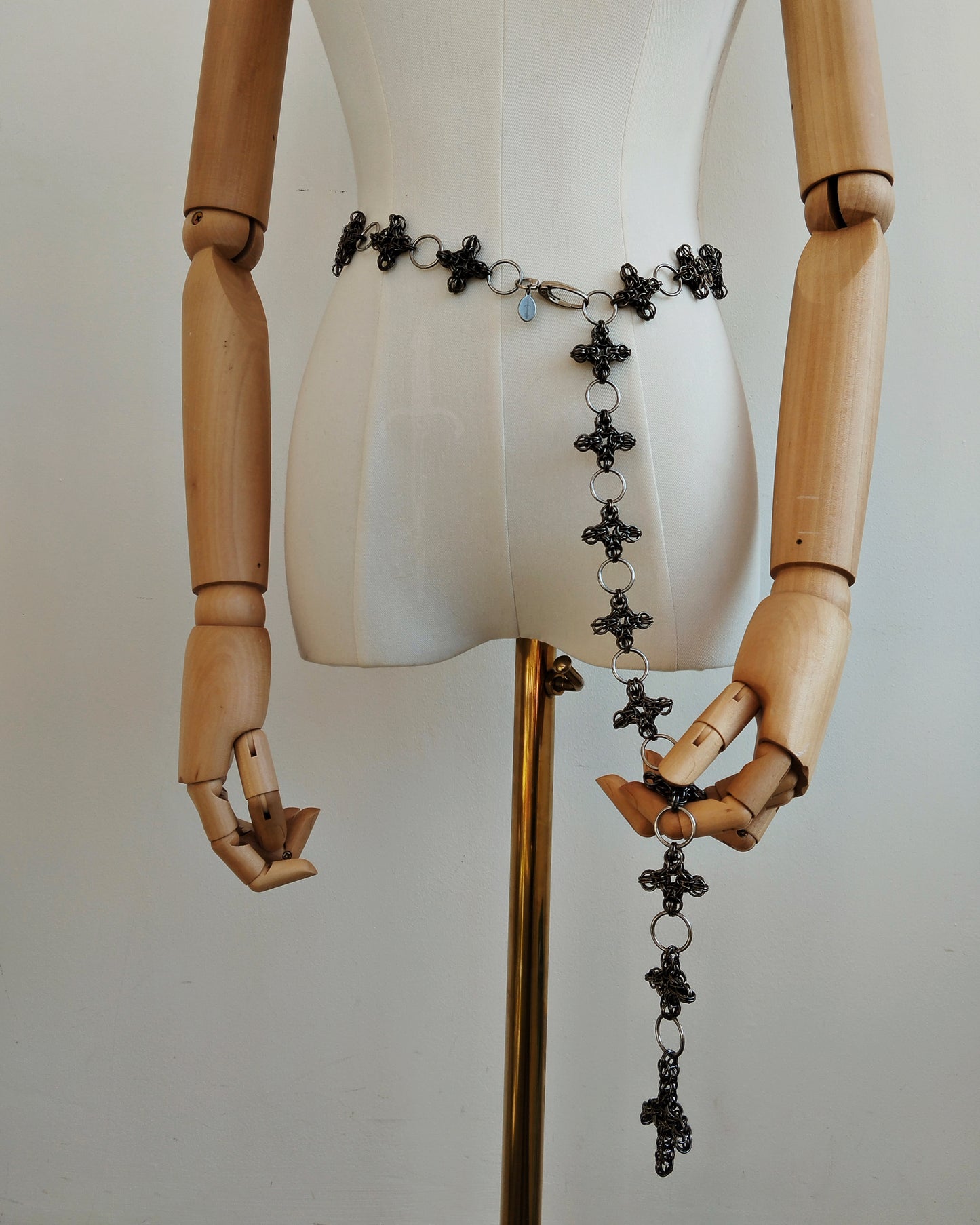The Ayla Cross Pendant Chainmail Belt in Gun Metal Black