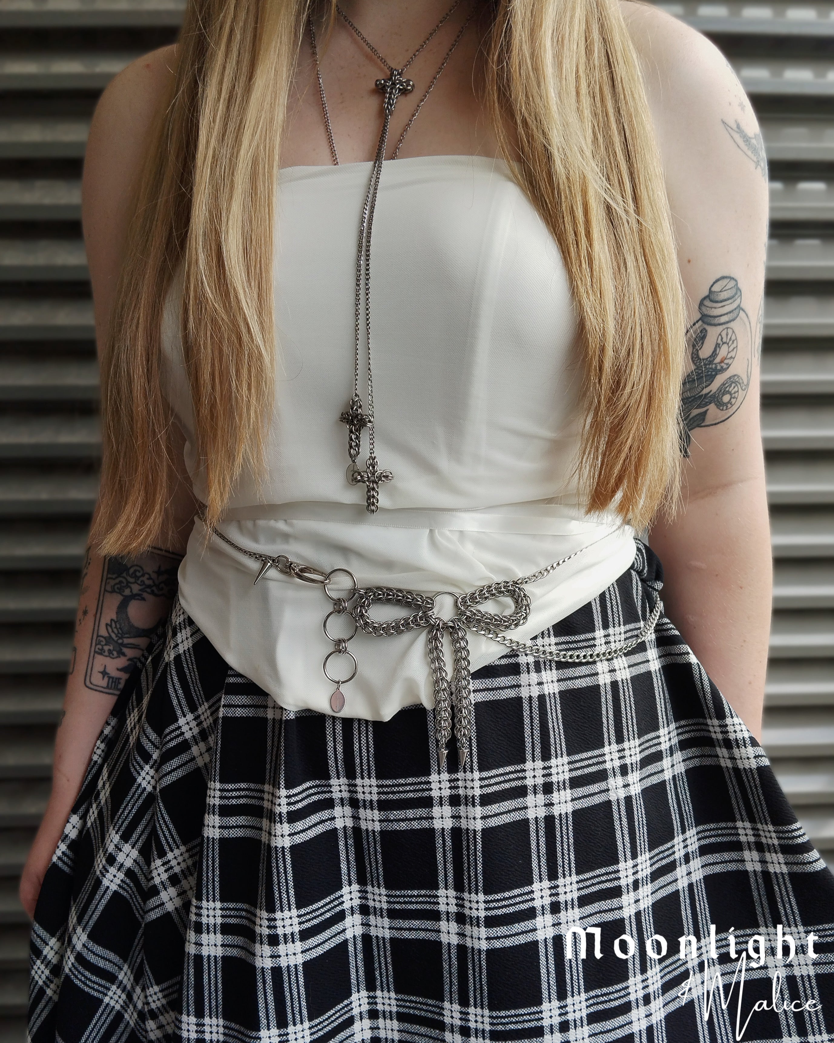 The Asymmetrical Bow Chainmail Belt Chain in Stainless Steel