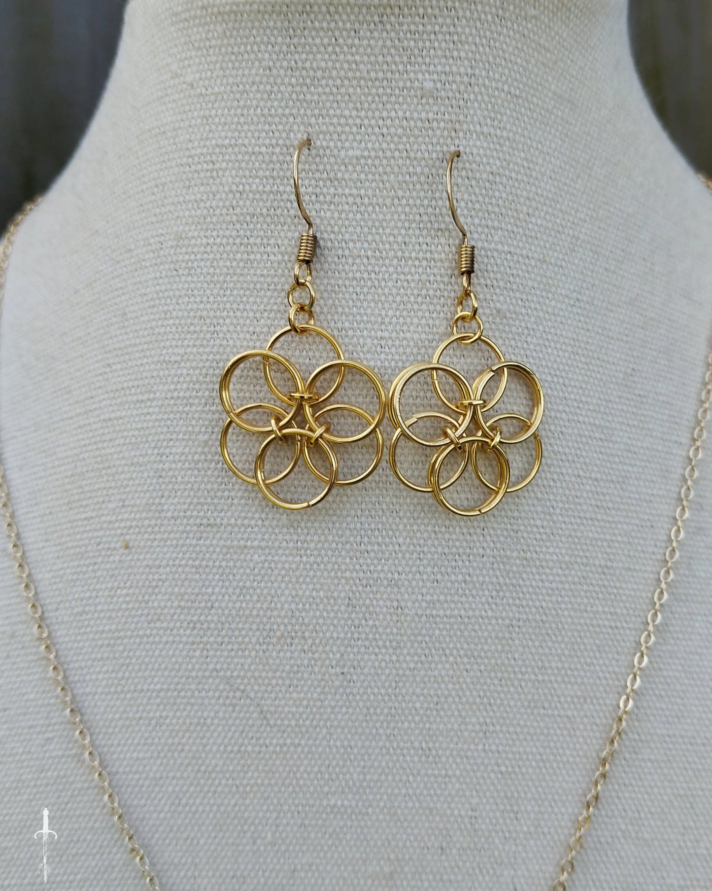 The 24kt Gold Plated Daisy Necklace & Earring Bundle