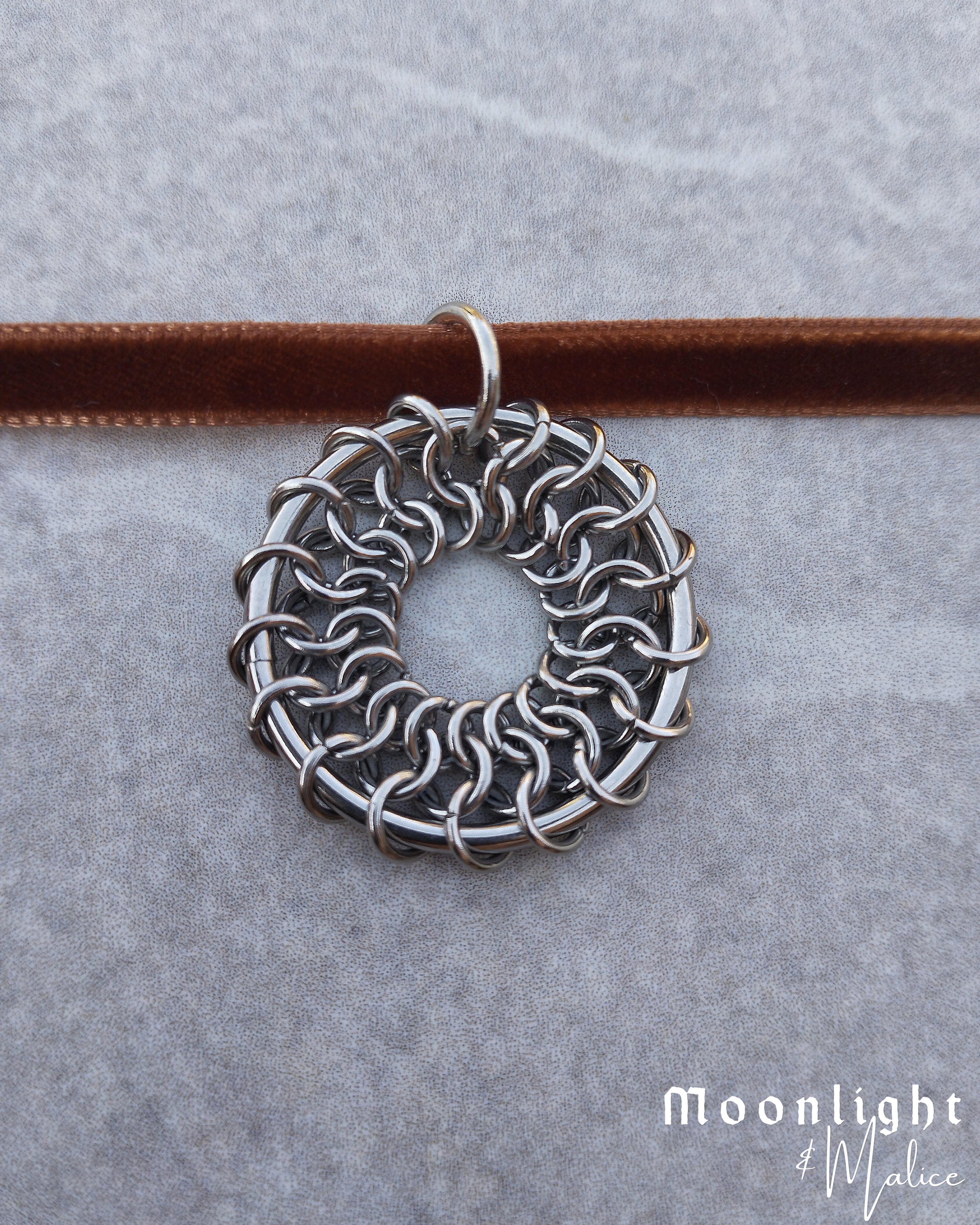 The Oneiroi Chainmail Pendant Ribbon Necklace in Stainless Steel