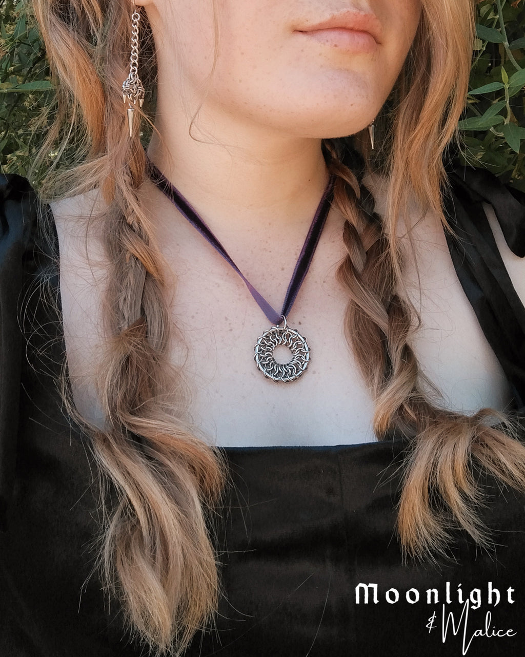 The Oneiroi Chainmail Pendant Ribbon Necklace in Stainless Steel