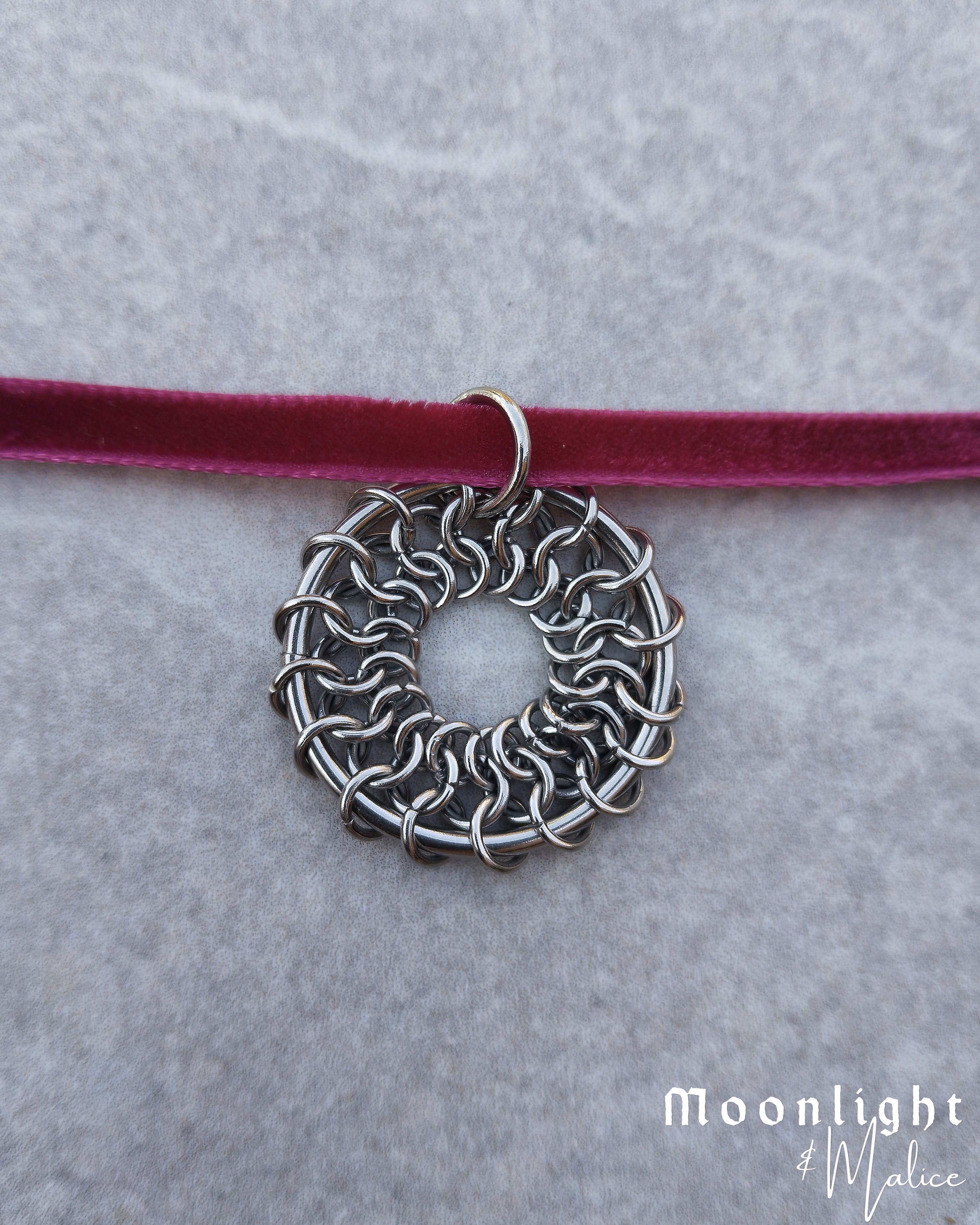 The Oneiroi Chainmail Pendant Ribbon Necklace in Stainless Steel