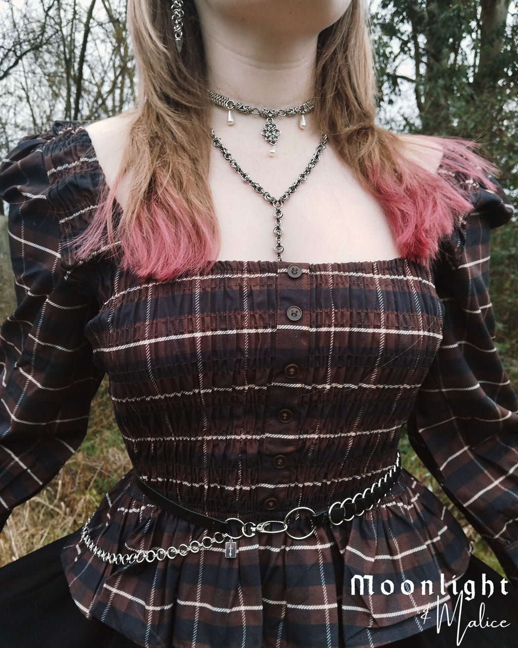 The Rosafiere Chainmail Lariat Necklace in Stainless Steel