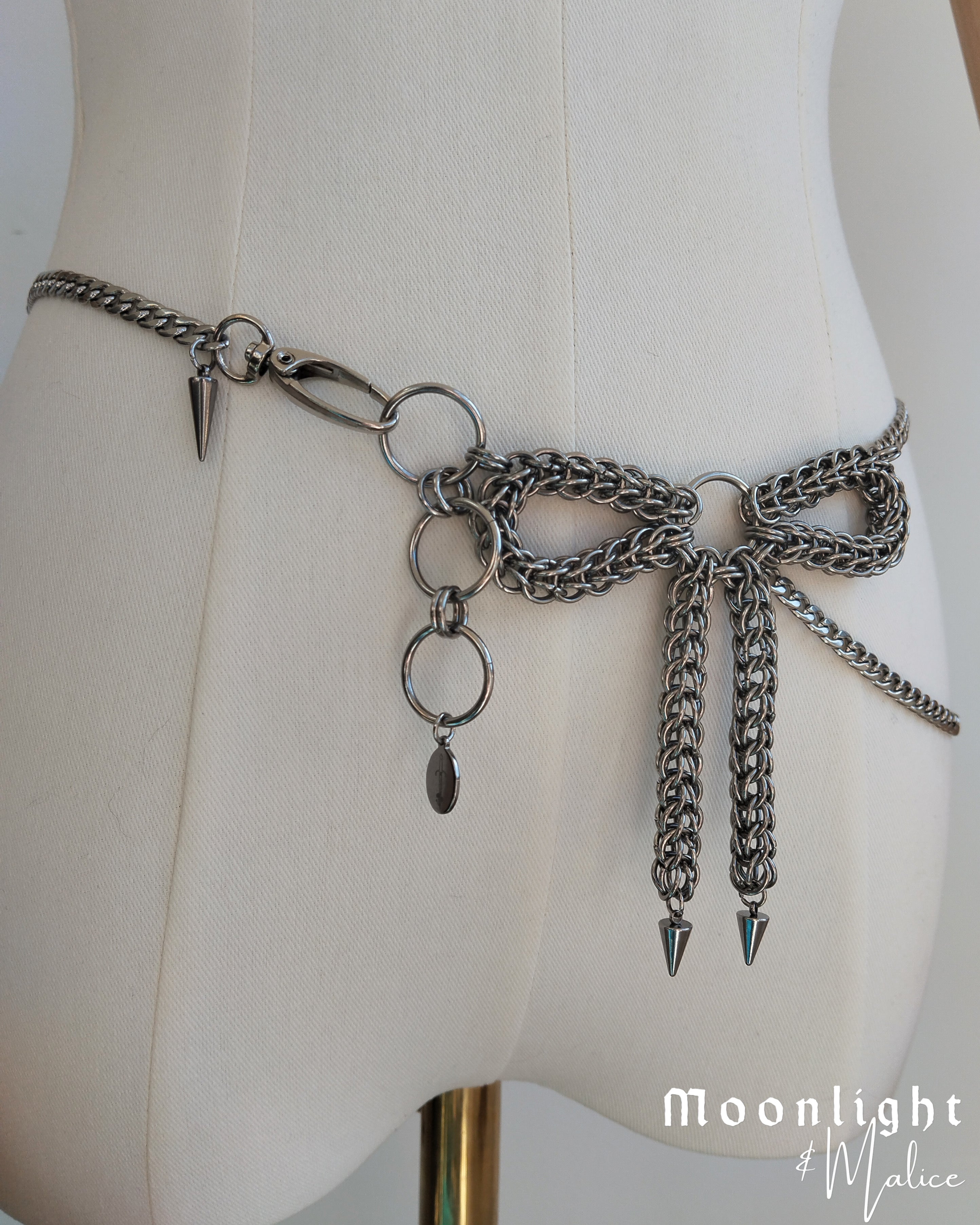 The Asymmetrical Bow Chainmail Belt Chain in Stainless Steel