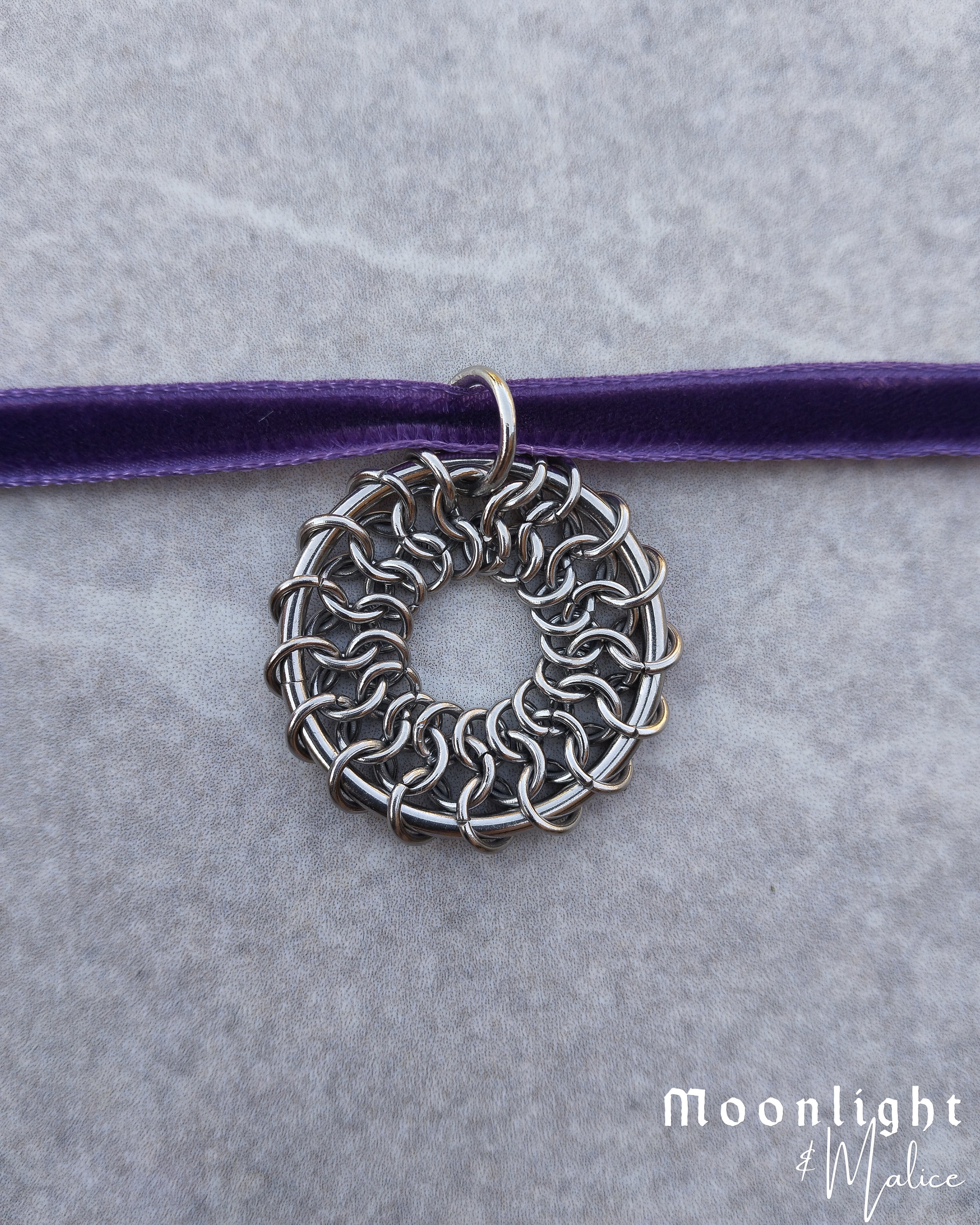 The Oneiroi Chainmail Pendant Ribbon Necklace in Stainless Steel