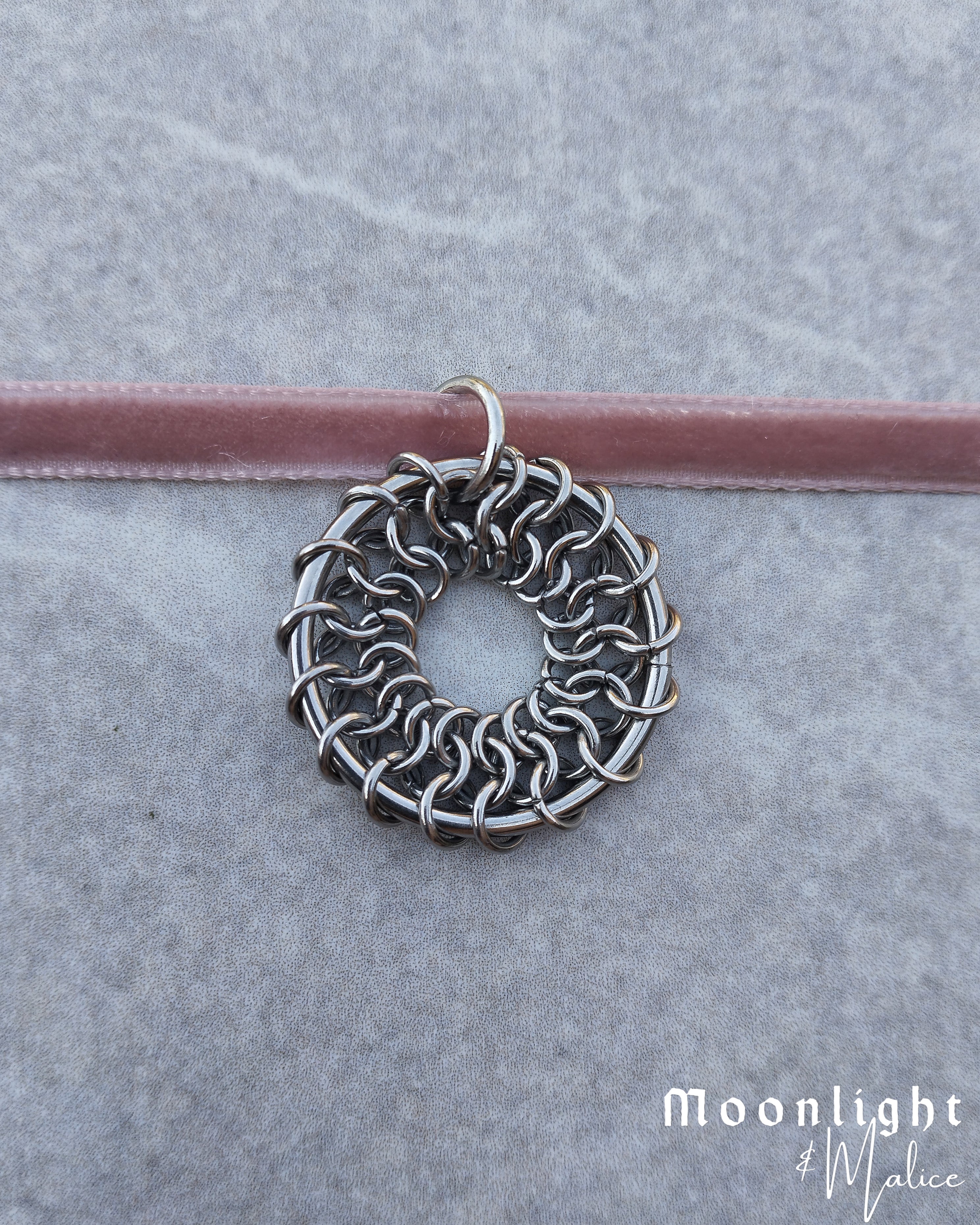 The Oneiroi Chainmail Pendant Ribbon Necklace in Stainless Steel