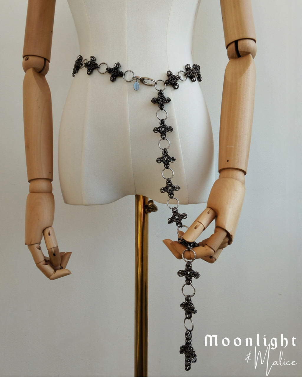 The Ayla Cross Pendant Chainmail Belt in Gun Metal Black